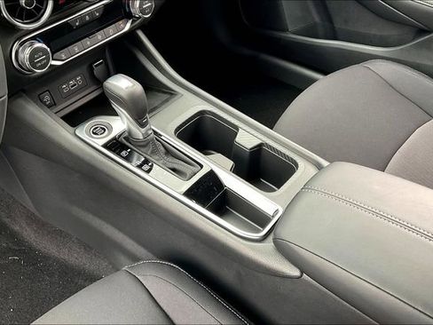 New 2025 Nissan Sentra SV w/ All-Weather Package image 9