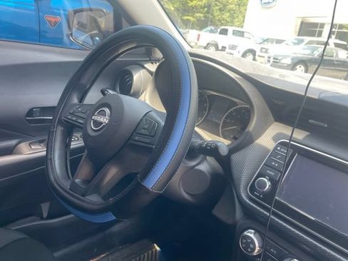 Used 2024 Nissan Kicks S FWD image 23