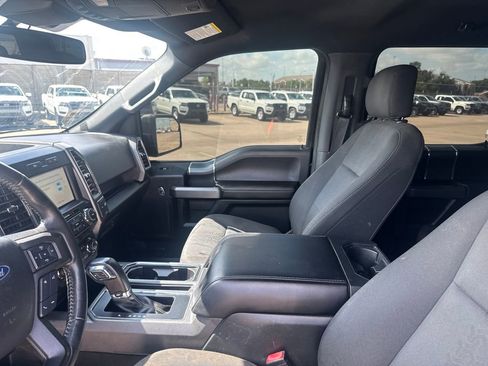 Used 2019 Ford F150 XLT w/ Equipment Group 302A Luxury AWD/4WD image 41