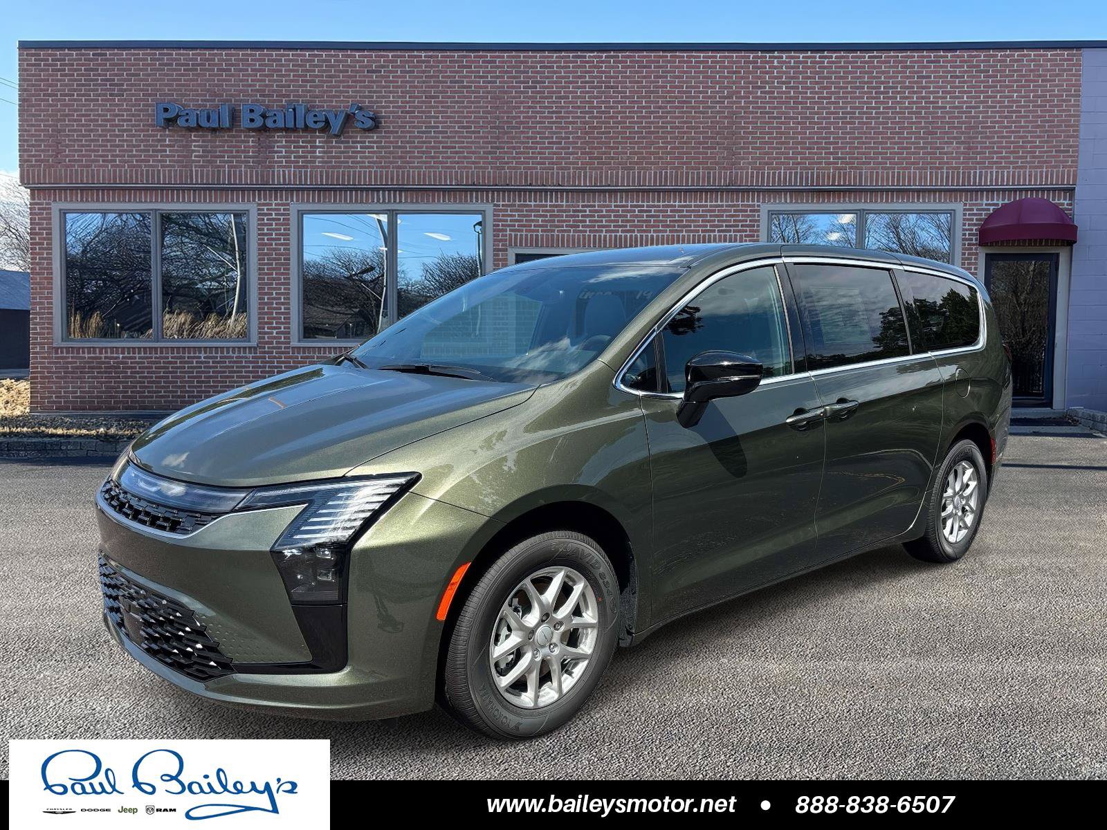 New 2027 Chrysler Pacifica Select FWD image 1