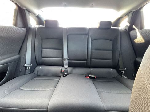 Used 2024 Chevrolet Malibu LT image 40