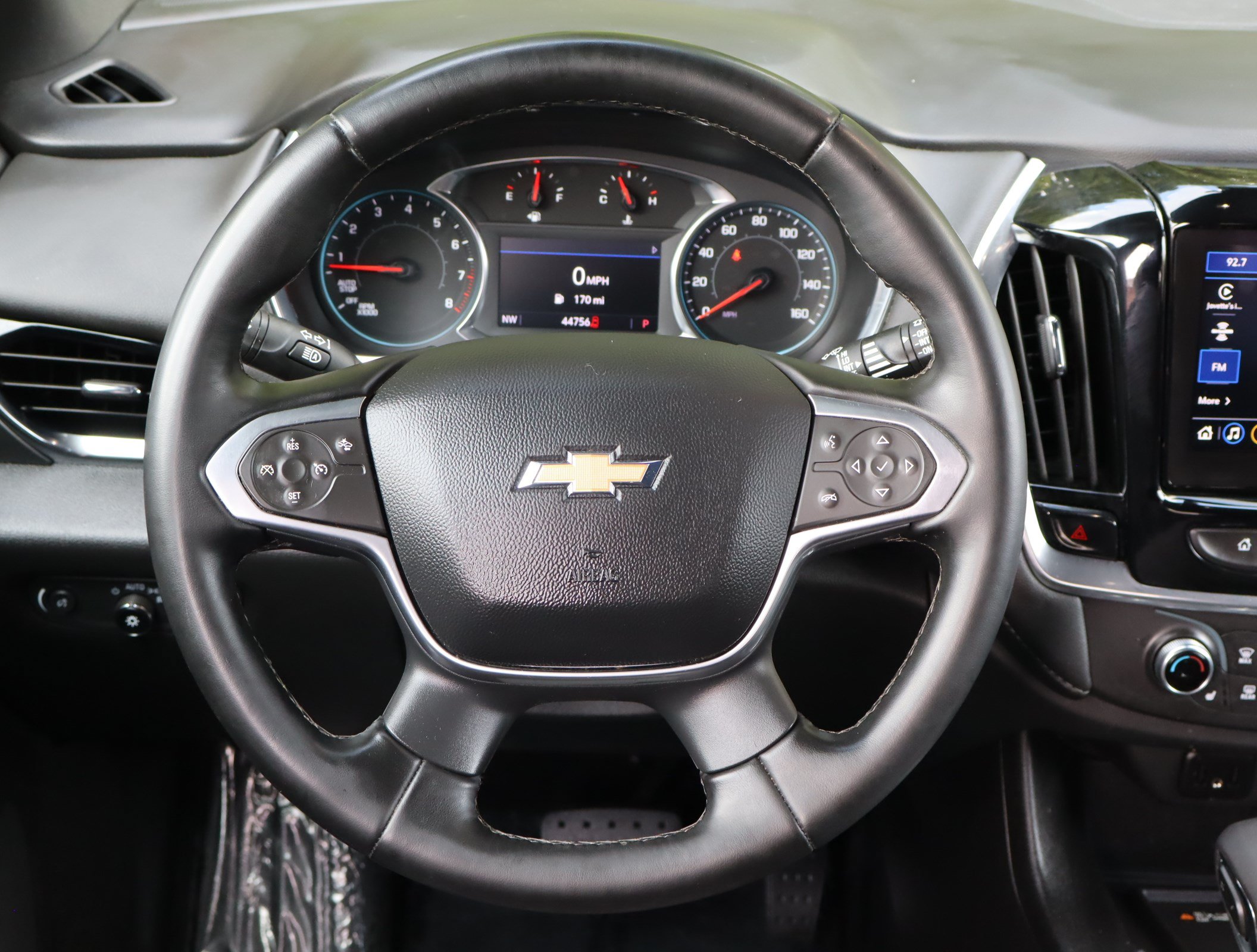 Used 2023 Chevrolet Traverse LT FWD image 20