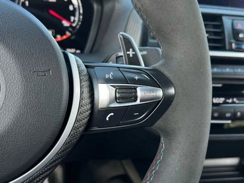 Used 2018 BMW M2 image 17
