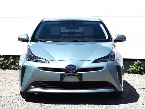 Used 2021 Toyota Prius Limited FWD image 7