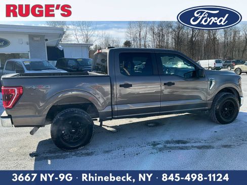 Used 2023 Ford F150 XLT image 2
