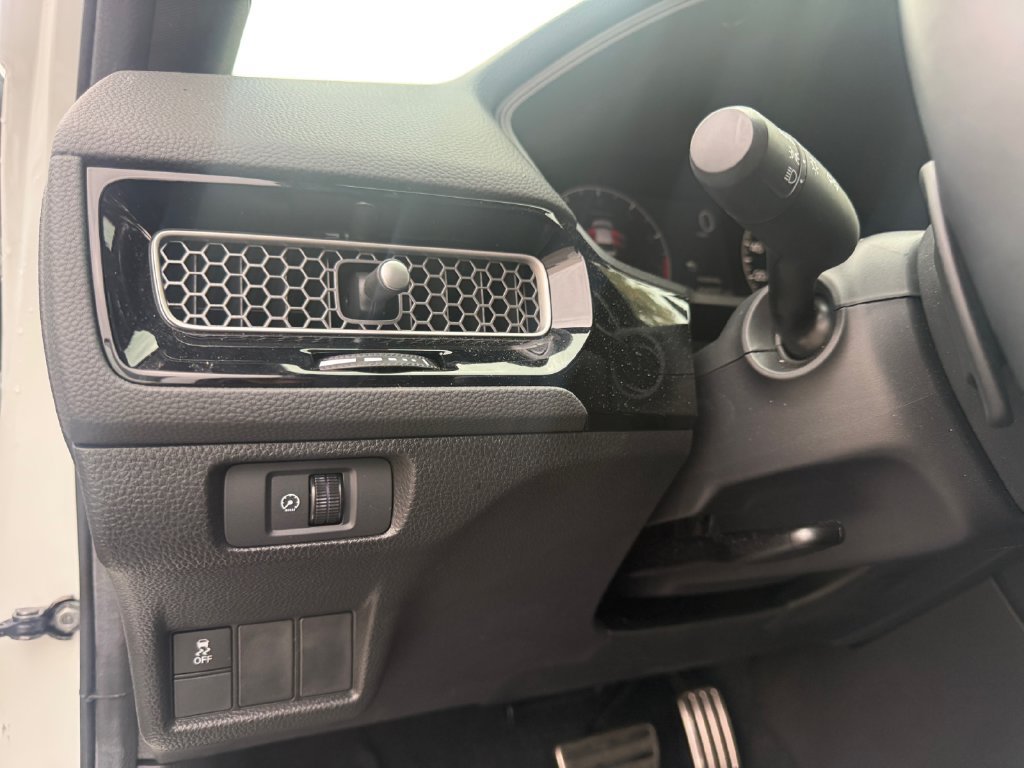 Used 2026 Honda Civic Sport image 13