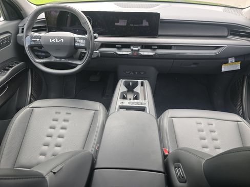 Used 2026 Kia EV9 Wind AWD/4WD image 23