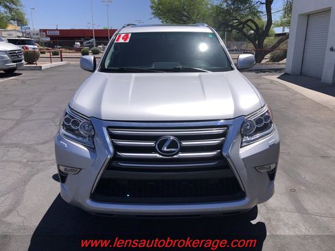 Used 2014 Lexus GX 460 w/ Premium Package AWD/4WD image 3