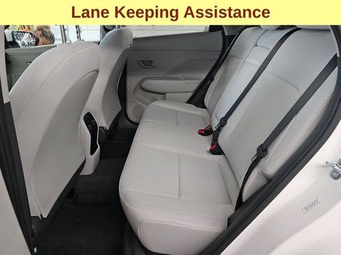 Used 2024 Hyundai Kona SEL w/ Convenience Package FWD image 7