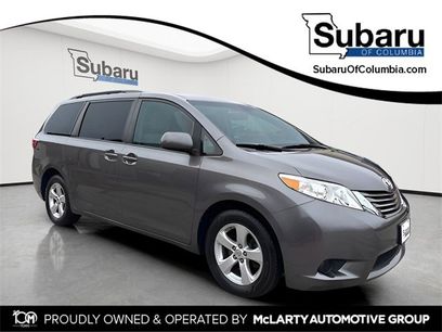 Used 2017 Toyota Sienna LE