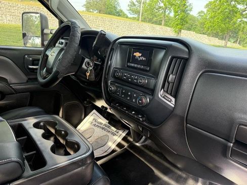Used 2015 Chevrolet Silverado 3500 W/T w/ WT Convenience Package AWD/4WD image 17