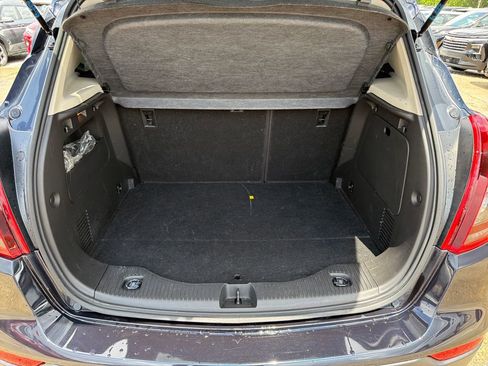 Certified 2022 Buick Encore Preferred w/ Safety Package FWD image 23