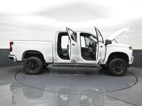 Used 2020 Chevrolet Silverado 1500 Custom w/ Custom Value Package RWD image 29