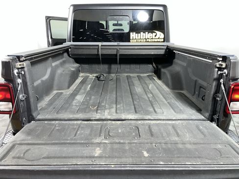 Used 2022 Jeep Gladiator Sport AWD/4WD image 28