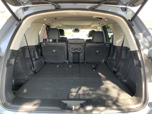 Used 2025 Honda Pilot Touring image 34