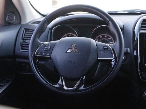 Used 2024 Mitsubishi Outlander Sport ES image 22