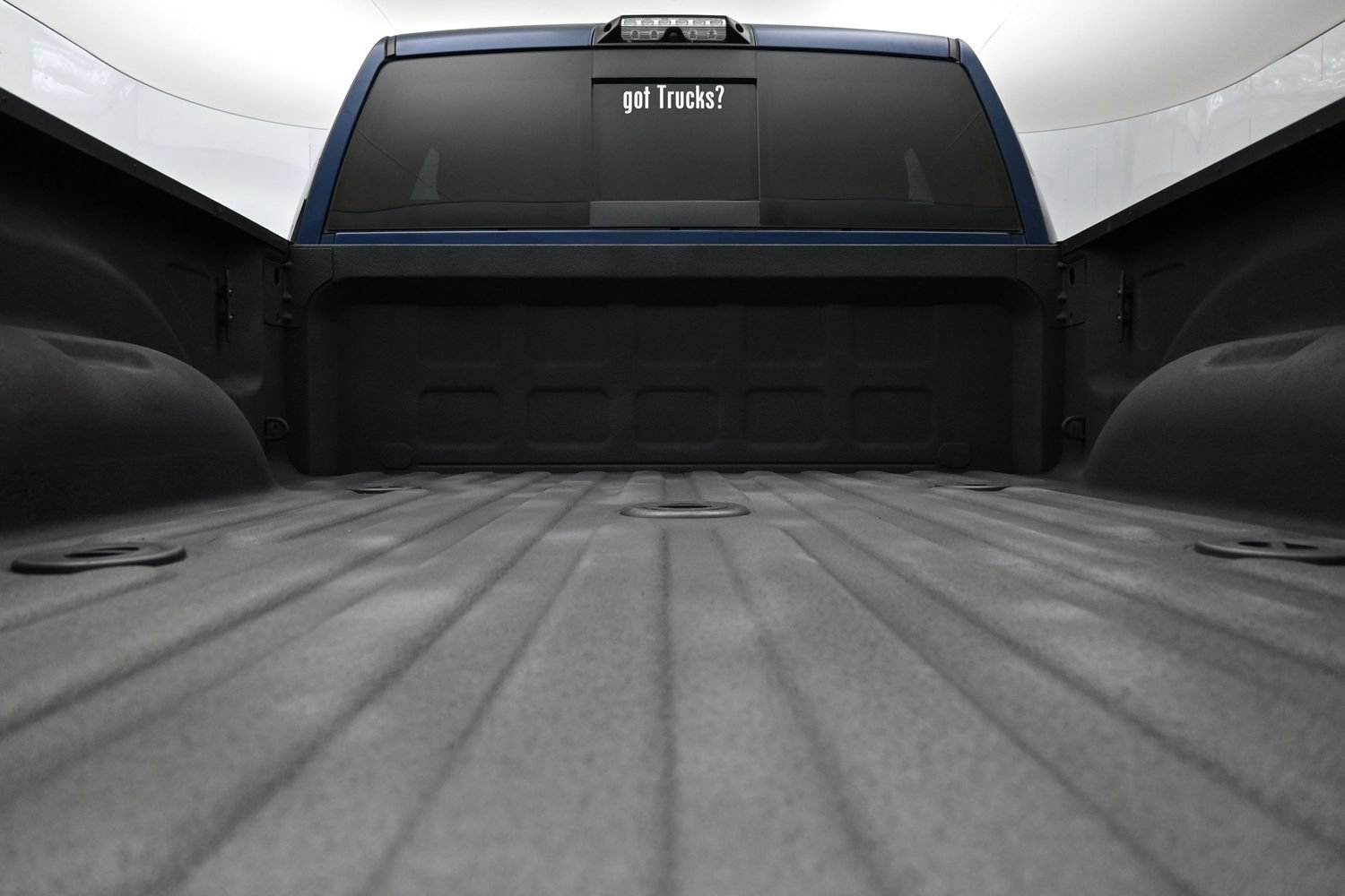 Used 2021 RAM 2500 Laramie AWD/4WD image 7