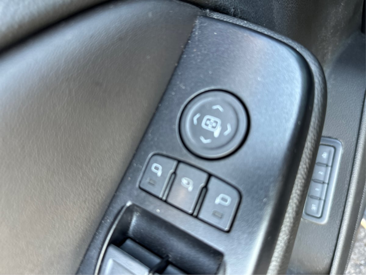 Used 2019 GMC Yukon Denali w/ Open Road Package AWD/4WD image 17