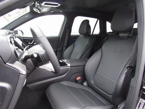 New 2026 Mercedes-Benz GLC 300 4MATIC image 10