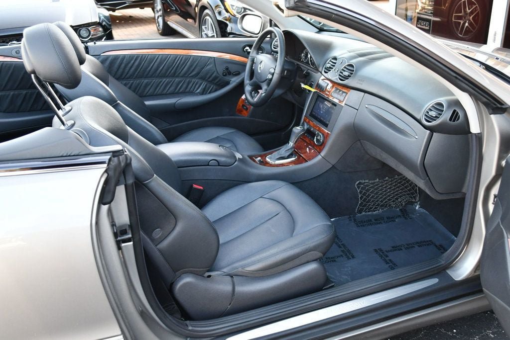 Used 2005 Mercedes-Benz CLK 500 Cabriolet image 17