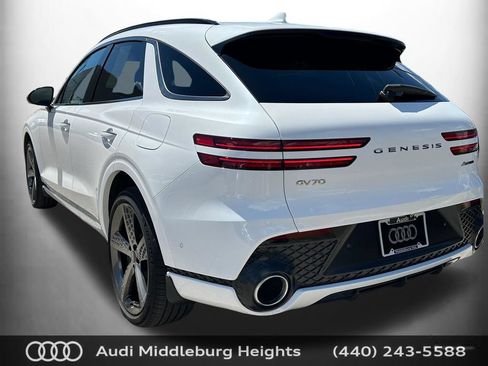 Used 2023 Genesis GV70 3.5T Sport w/ Sport Prestige Package AWD/4WD image 7