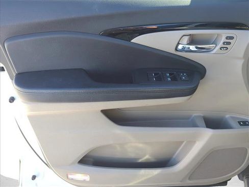 Used 2021 Honda Pilot Touring image 7