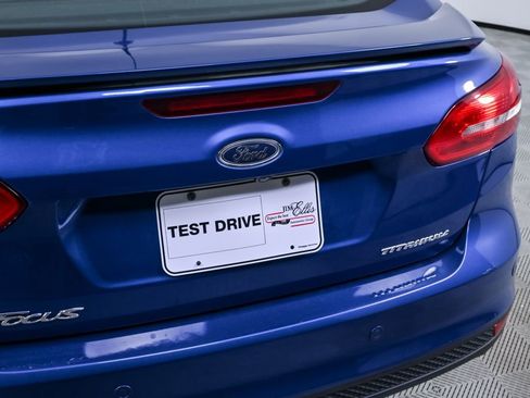 Used 2018 Ford Focus Titanium image 34