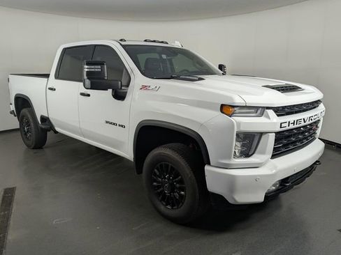 Used 2022 Chevrolet Silverado 3500 LTZ w/ LTZ Plus Package AWD/4WD image 2