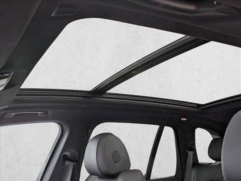 Used 2023 BMW X5 xDrive40i w/ Premium Package image 16