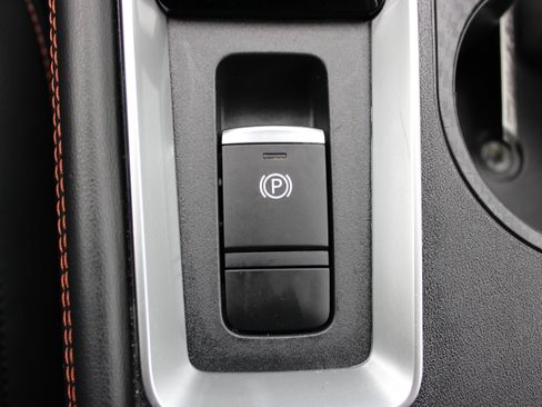 Certified 2022 Nissan Altima 2.5 SR image 16