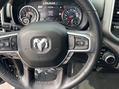 Used 2022 RAM 1500 Big Horn AWD/4WD image 18