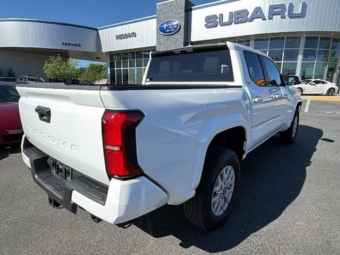 Used 2026 Toyota Tacoma 4x4 Double Cab image 4