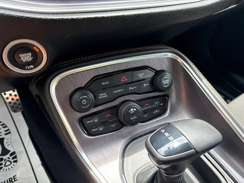 Used 2019 Dodge Challenger R/T Scat Pack w/ Stars & Stripes Edition RWD image 32