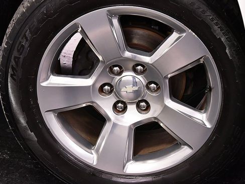 Used 2019 Chevrolet Tahoe LT image 9