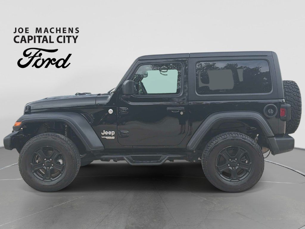 Used 2018 Jeep Wrangler Sport AWD/4WD image 8