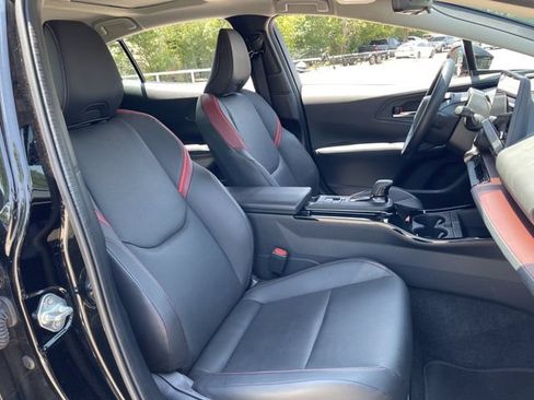 Certified 2024 Toyota Prius Prime Premium w/ Advanced Technology Package FWD image 27