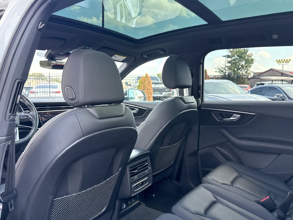 Used 2025 Audi Q7 3.0T Premium Plus AWD/4WD image 19