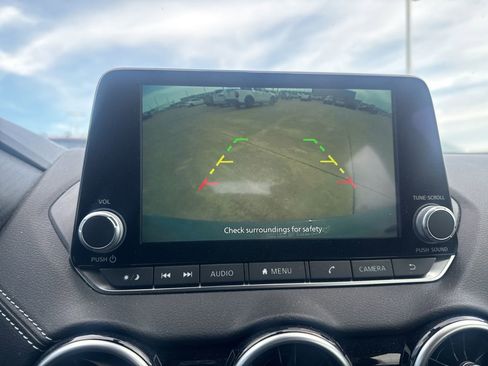 Certified 2024 Nissan Sentra SV image 40