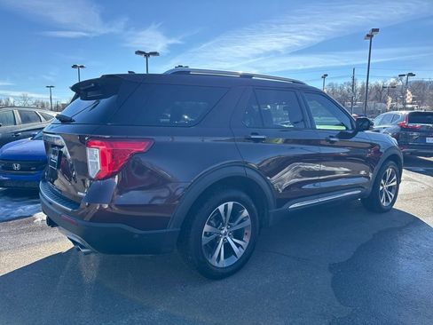 Used 2020 Ford Explorer Platinum image 11