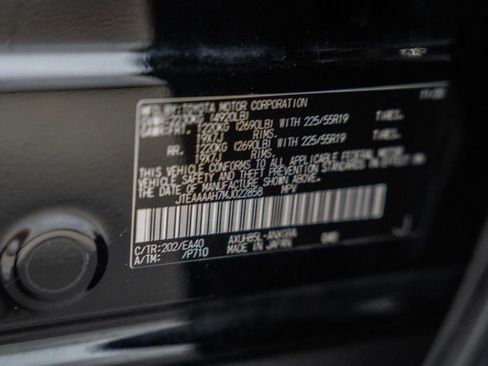 Used 2021 Toyota Venza XLE w/ Softex Package AWD/4WD image 43