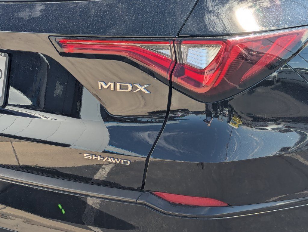 Used 2022 Acura MDX SH-AWD image 5