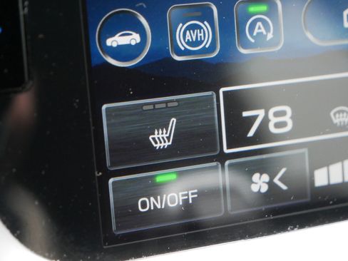 Used 2024 Subaru Outback Premium image 28