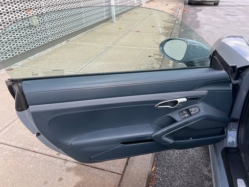 Used 2024 Porsche 718 Boxster S image 53