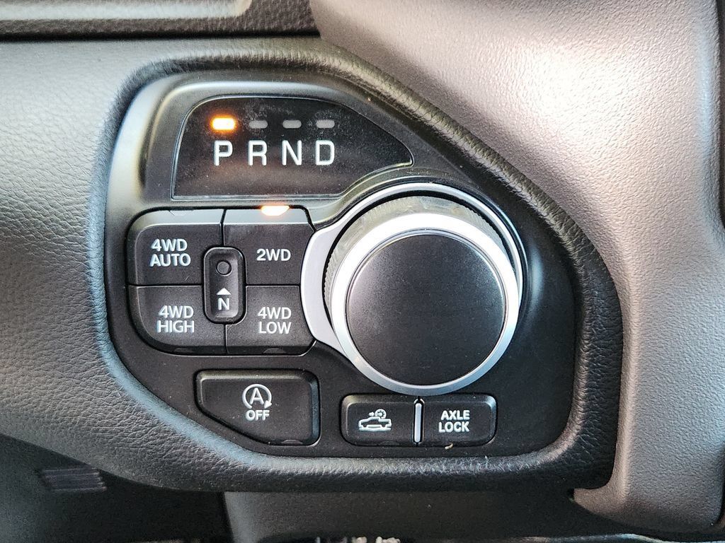 Used 2024 RAM 1500 Big Horn AWD/4WD image 12