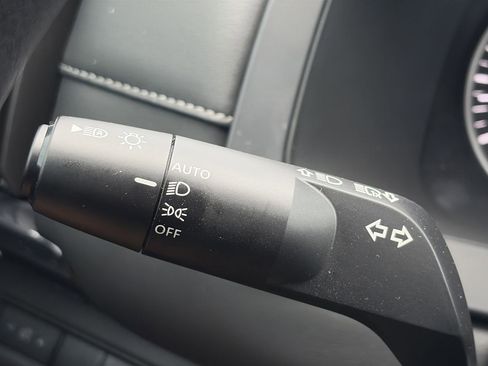 Certified 2025 Nissan Pathfinder S image 21