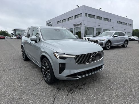 Certified 2025 Volvo XC90 T8 Ultra w/ Protection Package Premier AWD/4WD image 1