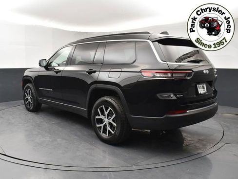 Used 2025 Jeep Grand Cherokee L Limited image 4
