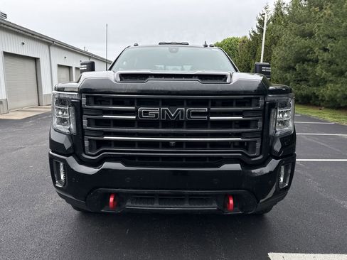 Used 2020 GMC Sierra 2500 AT4 w/ AT4 Premium Package AWD/4WD image 8
