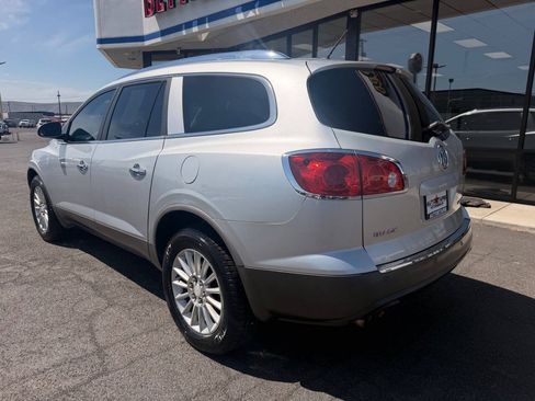 Used 2010 Buick Enclave CXL AWD/4WD image 7