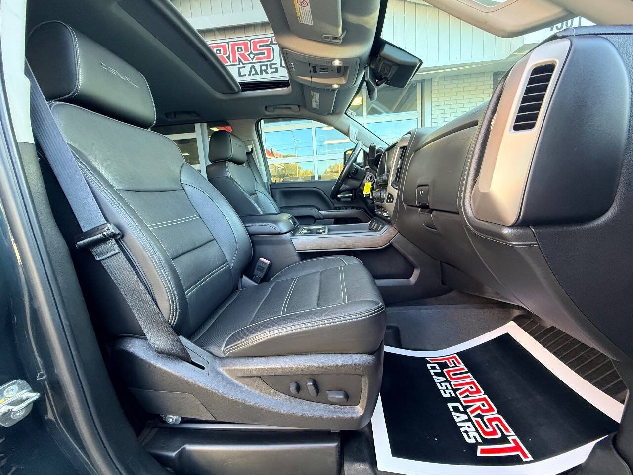 Used 2018 GMC Sierra 2500 Denali w/ Duramax Plus Package AWD/4WD image 40